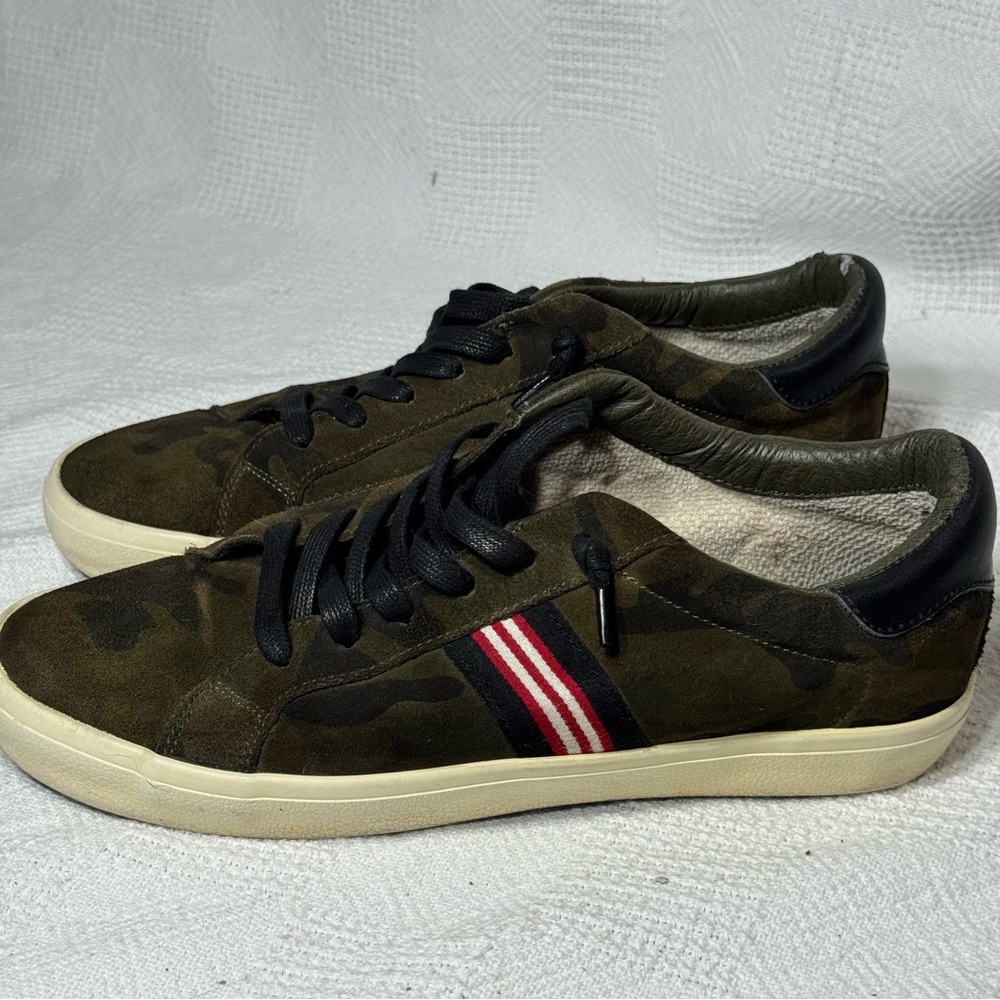 VINTAGE HAVANA Women's Bleeker Wild Army CAMO with Stripe Sneaker Shoes size 10